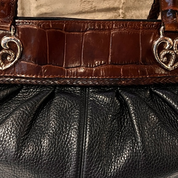 I can’t believe no one has snagged this! Brighton shoulder Purse Genuine Leather - Picture 4 of 15